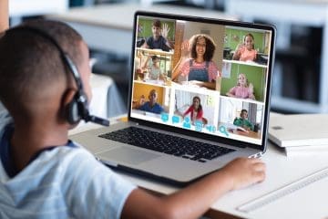 Student accessing online lesson